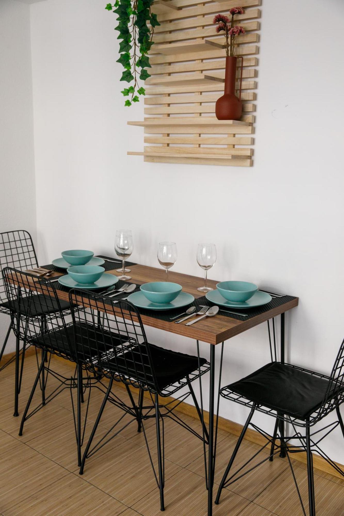 Color Apartments Corneliu Coposu No3 Bucarest Extérieur photo